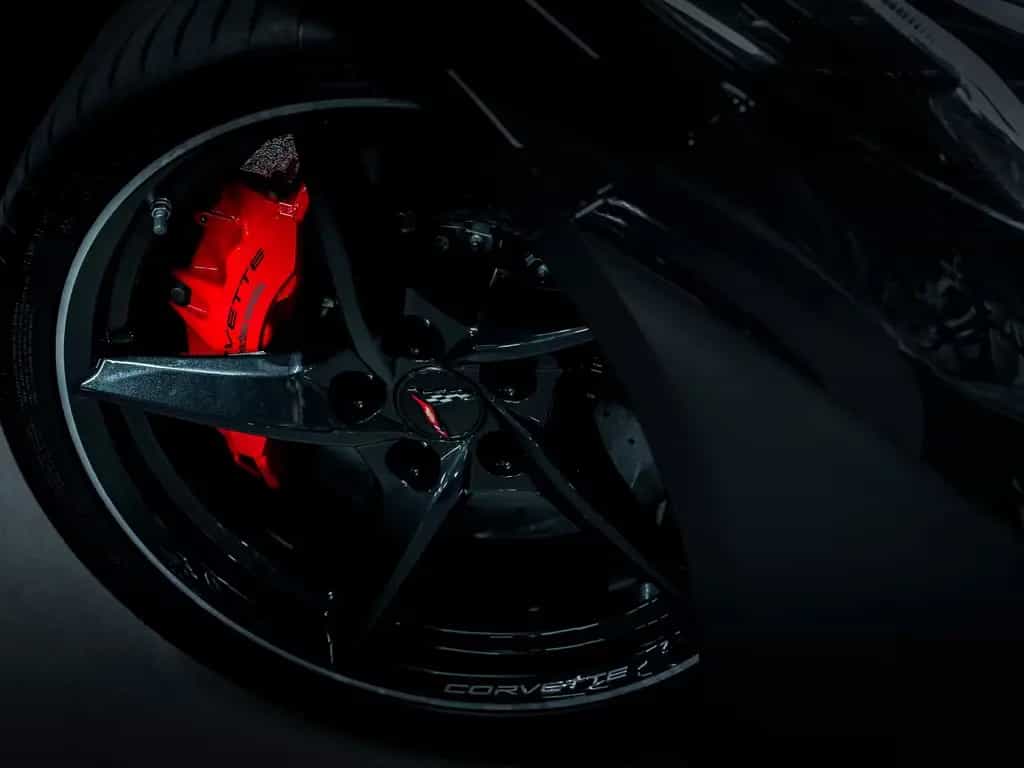 Corvette C8 E-Ray 3LZ Coupe V8 wenig KM 11/2025-photo-16