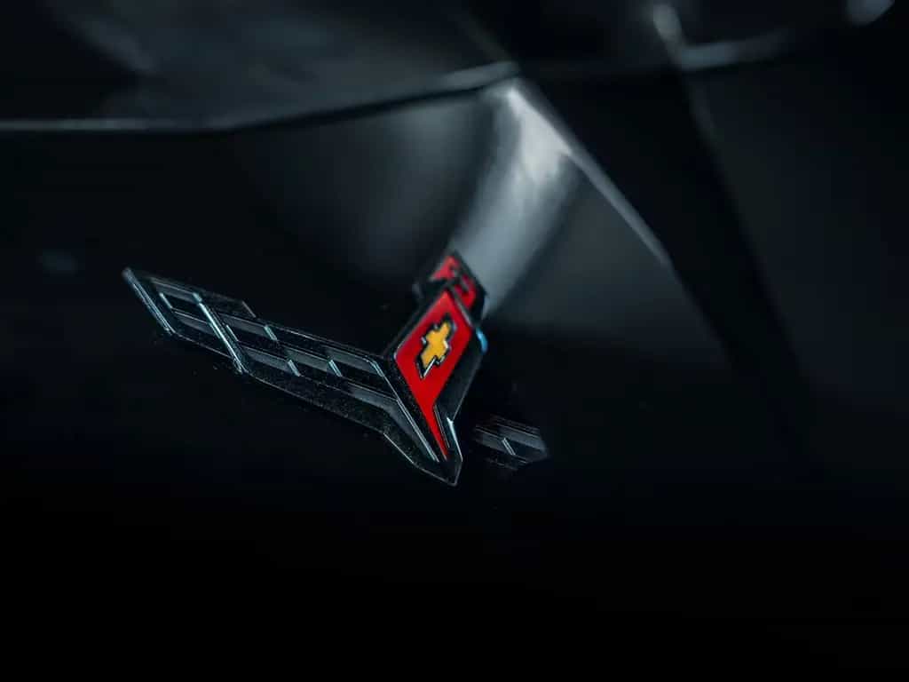 Corvette C8 E-Ray 3LZ Coupe V8 wenig KM 11/2025-photo-20