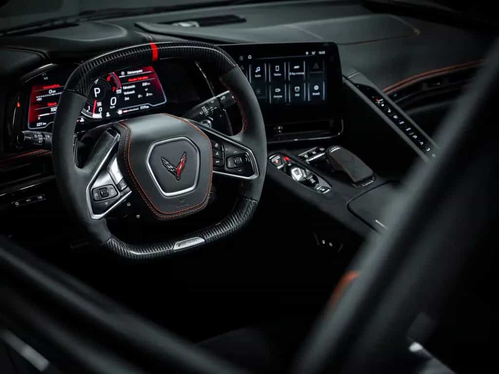 Corvette C8 E-Ray 3LZ Coupe V8 wenig KM 11/2025-photo-39