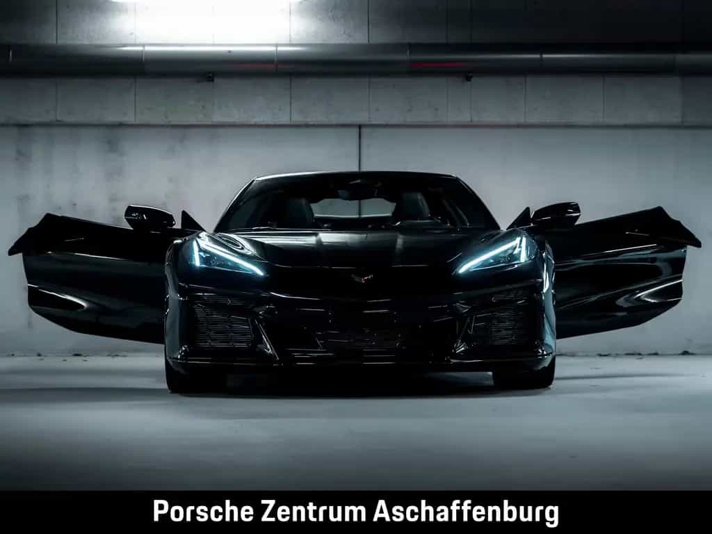 Corvette C8 E-Ray 3LZ Coupe V8 wenig KM 11/2025-photo-8
