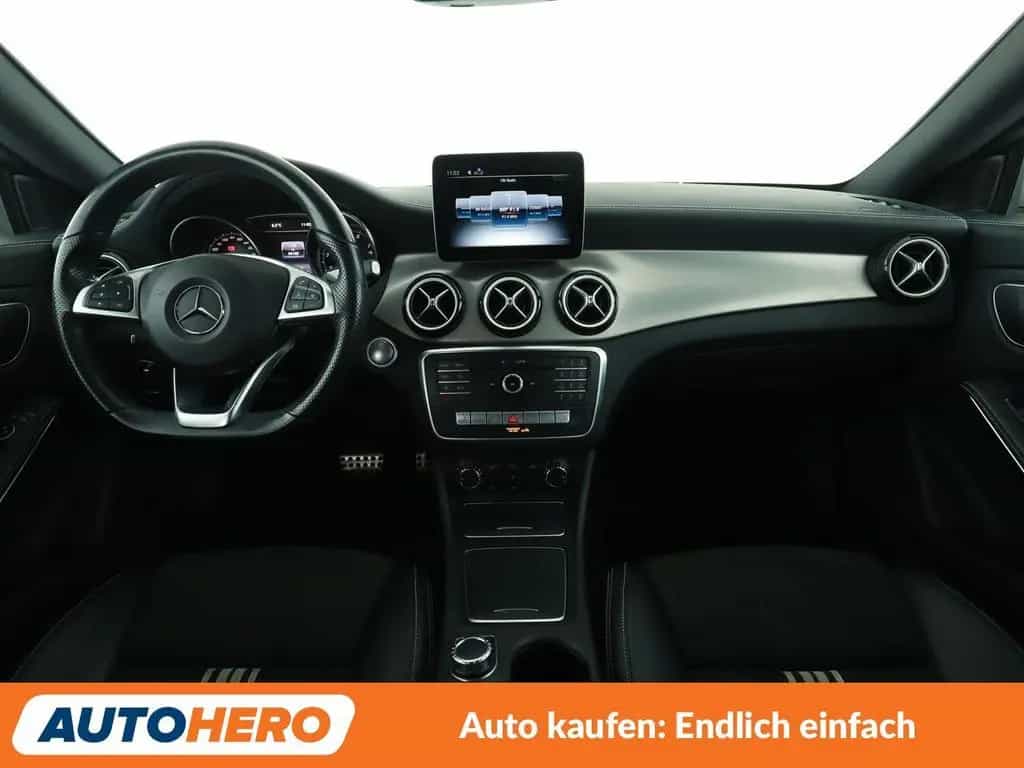 Mercedes-Benz CLA 180 Shooting Brake CLA-Klasse CLA 180 Shooting Brake AMG Line Aut. 02/2018-photo-11