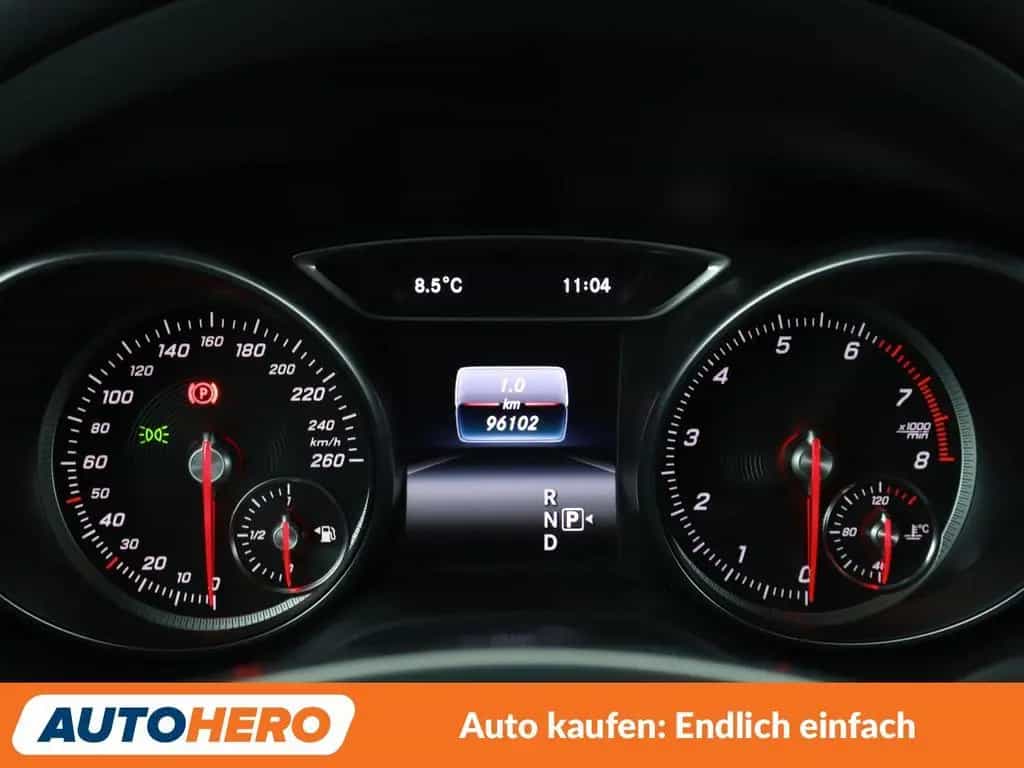 Mercedes-Benz CLA 180 Shooting Brake CLA-Klasse CLA 180 Shooting Brake AMG Line Aut. 02/2018-photo-19