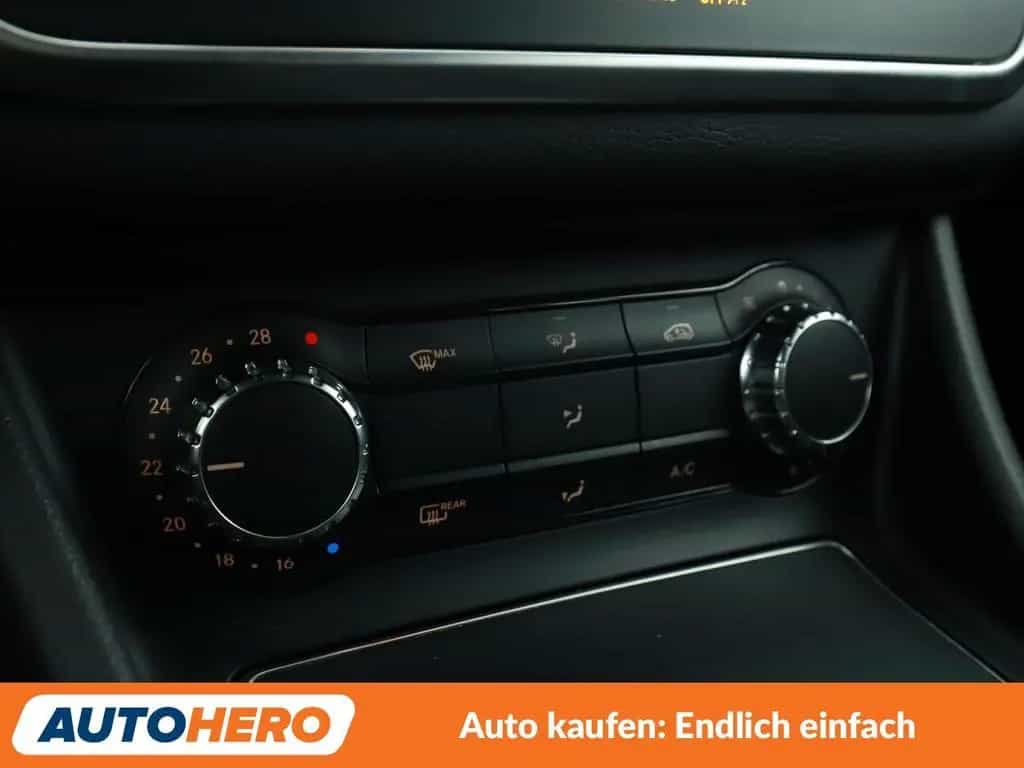 Mercedes-Benz CLA 180 Shooting Brake CLA-Klasse CLA 180 Shooting Brake AMG Line Aut. 02/2018-photo-24