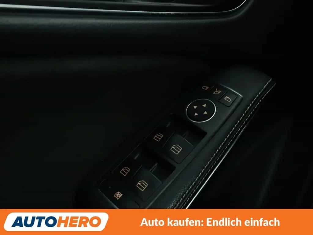 Mercedes-Benz CLA 180 Shooting Brake CLA-Klasse CLA 180 Shooting Brake AMG Line Aut. 02/2018-photo-33
