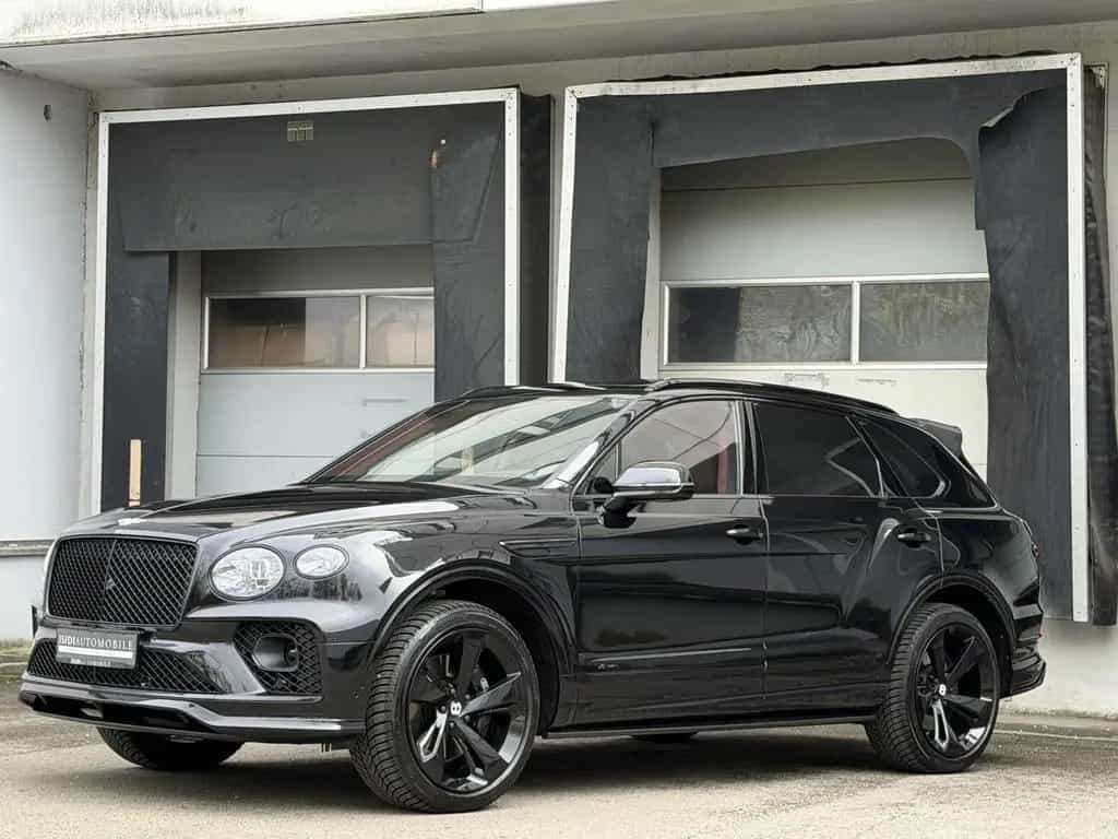 Bentley Bentayga V8 Azure Black Mulliner Carbon Pano HuD 09/2023-photo-1