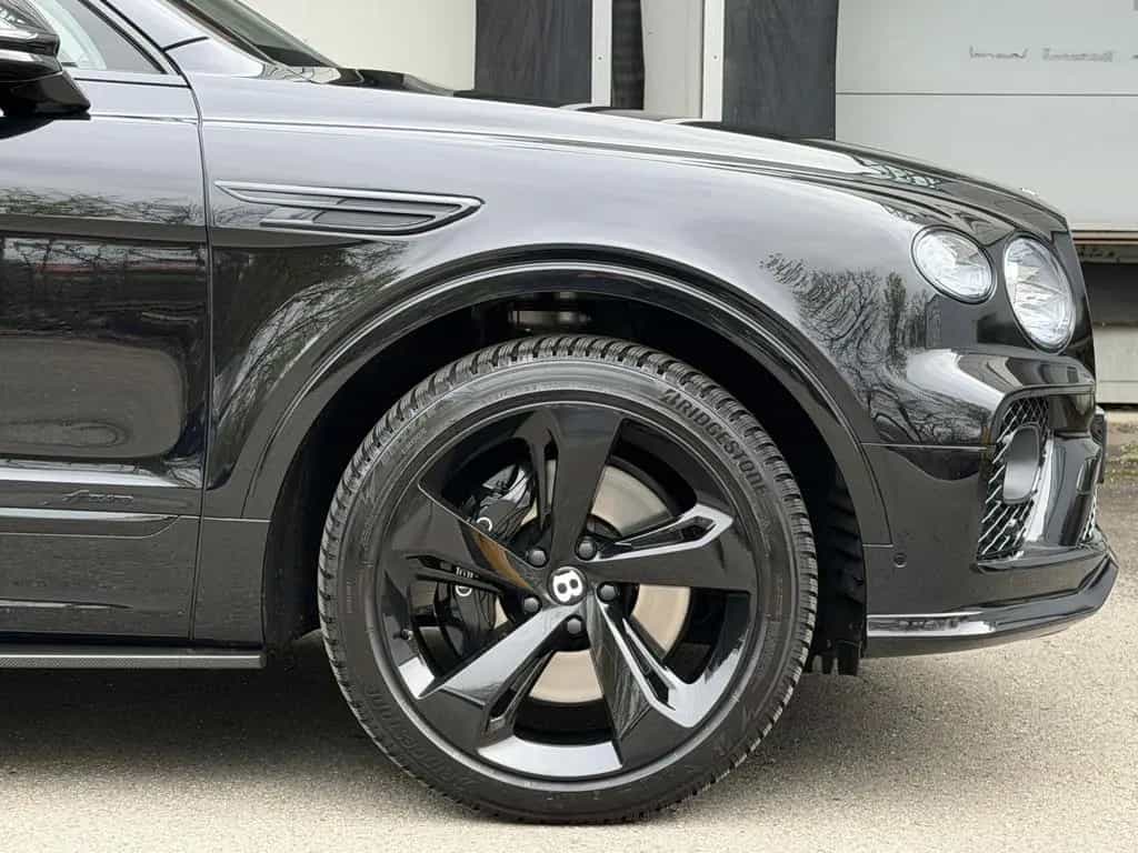 Bentley Bentayga V8 Azure Black Mulliner Carbon Pano HuD 09/2023-photo-30