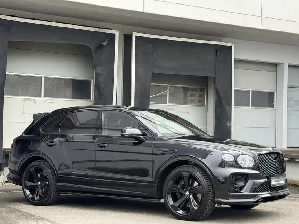 Bentley Bentayga V8 Azure Black Mulliner Carbon Pano HuD 09/2023-photo-7