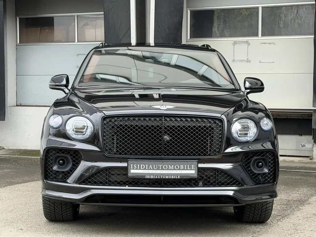 Bentley Bentayga V8 Azure Black Mulliner Carbon Pano HuD 09/2023-photo-9
