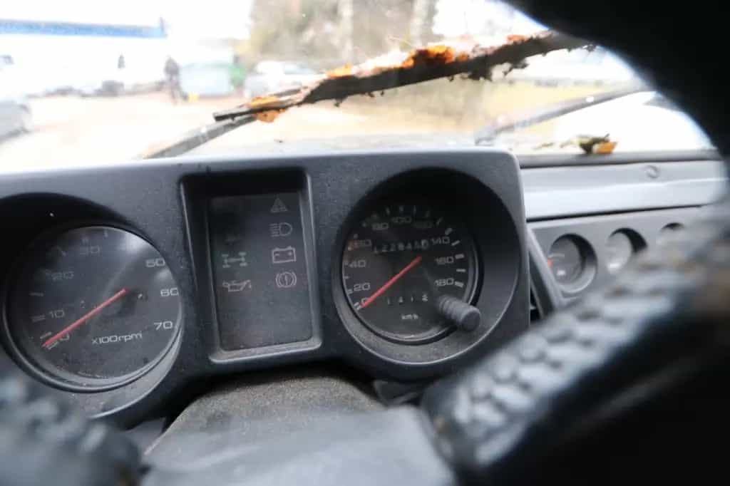 Isuzu Trooper 4x4 Wenig KM AHK ZV SHZ 04/1991-photo-11