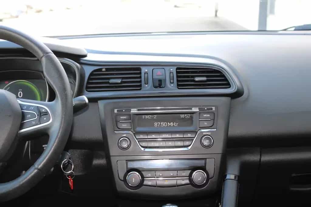 Renault Kadjar Life 1.2l TCE Energy AHK Klima 01/2018-photo-13