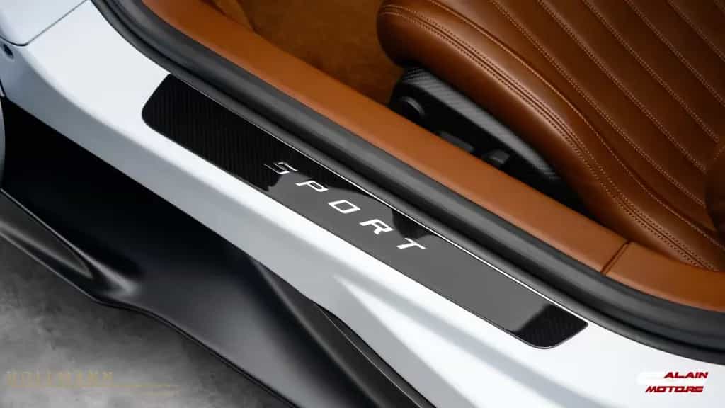 Bugatti Chiron SPORT + W16 + 8L + 1500 PS + CARBON 04/2022-photo-14