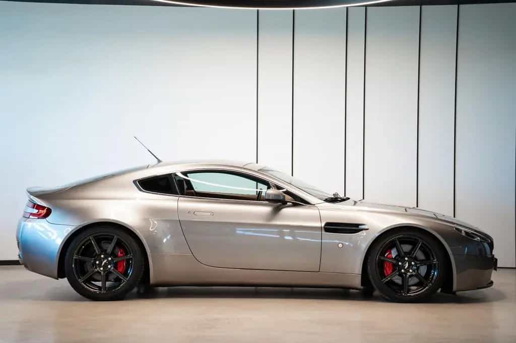 Aston Martin V8 Vantage 4.3l 06/2006-photo-12