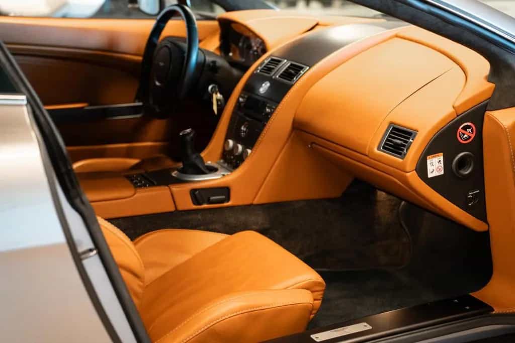 Aston Martin V8 Vantage 4.3l 06/2006-photo-15