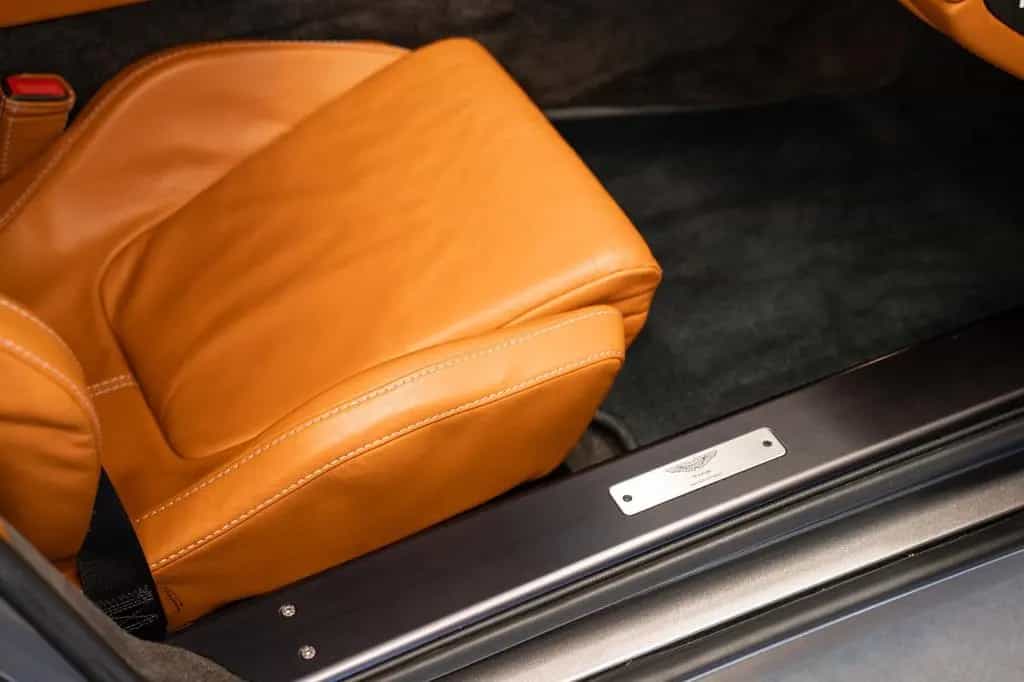 Aston Martin V8 Vantage 4.3l 06/2006-photo-16