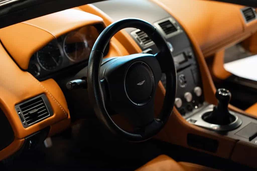 Aston Martin V8 Vantage 4.3l 06/2006-photo-17