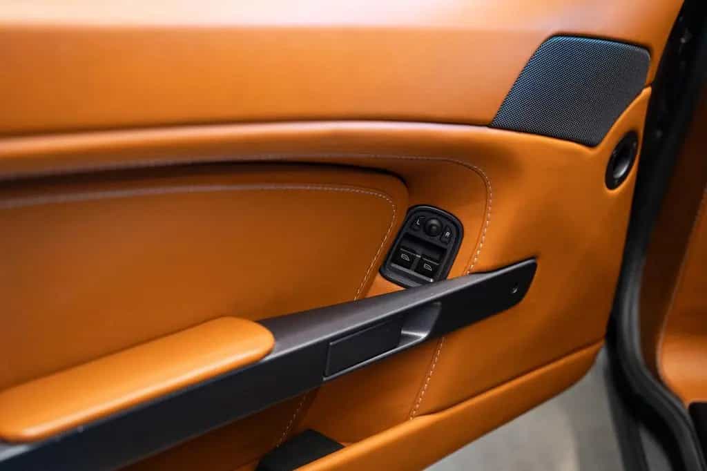 Aston Martin V8 Vantage 4.3l 06/2006-photo-20