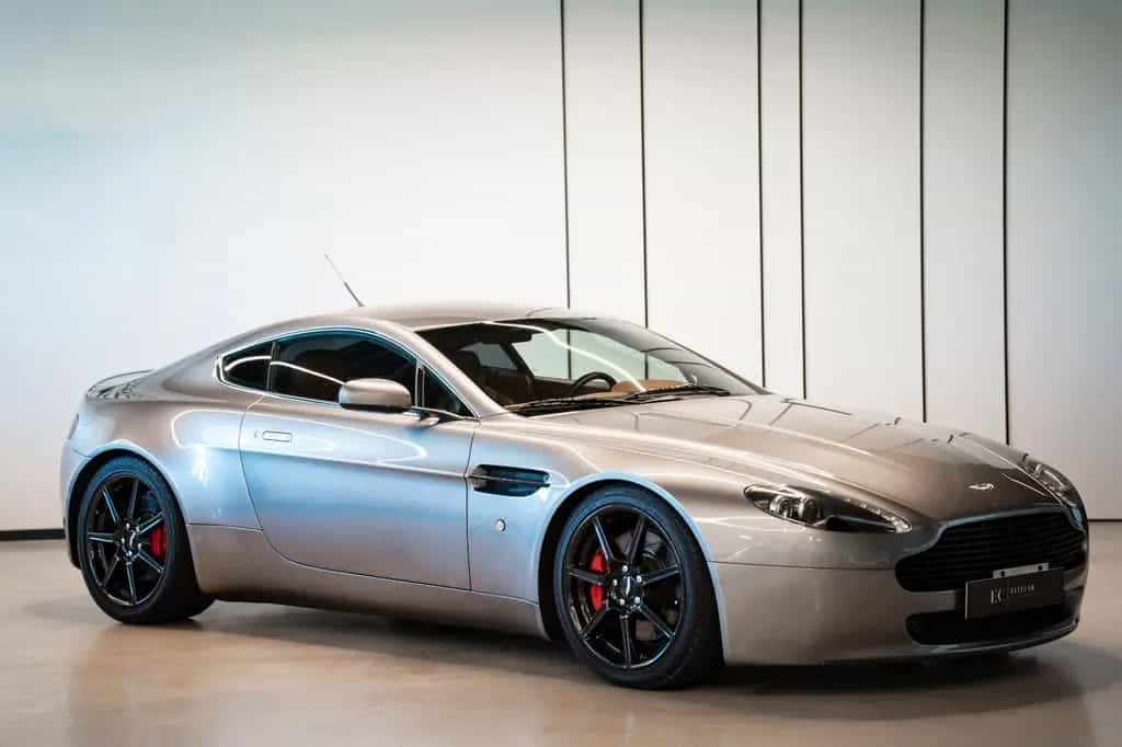 Aston Martin V8 Vantage 4.3l 06/2006-photo-8