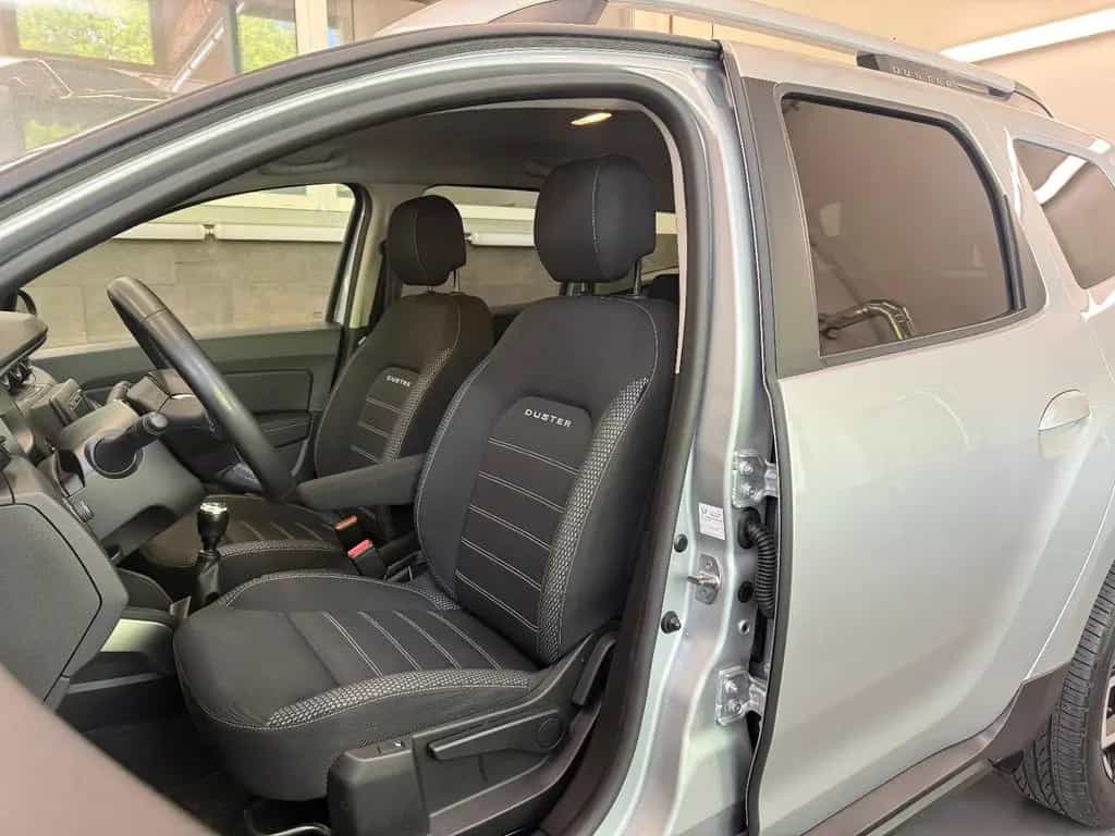 Dacia Duster II Adventure 5 J. Garantie NAVI SHZ TEMPO 12/2019-photo-2