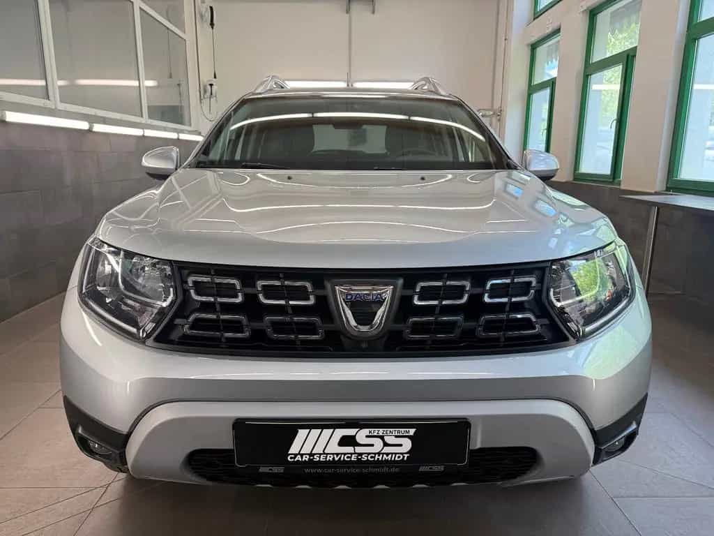 Dacia Duster II Adventure 5 J. Garantie NAVI SHZ TEMPO 12/2019-photo-23