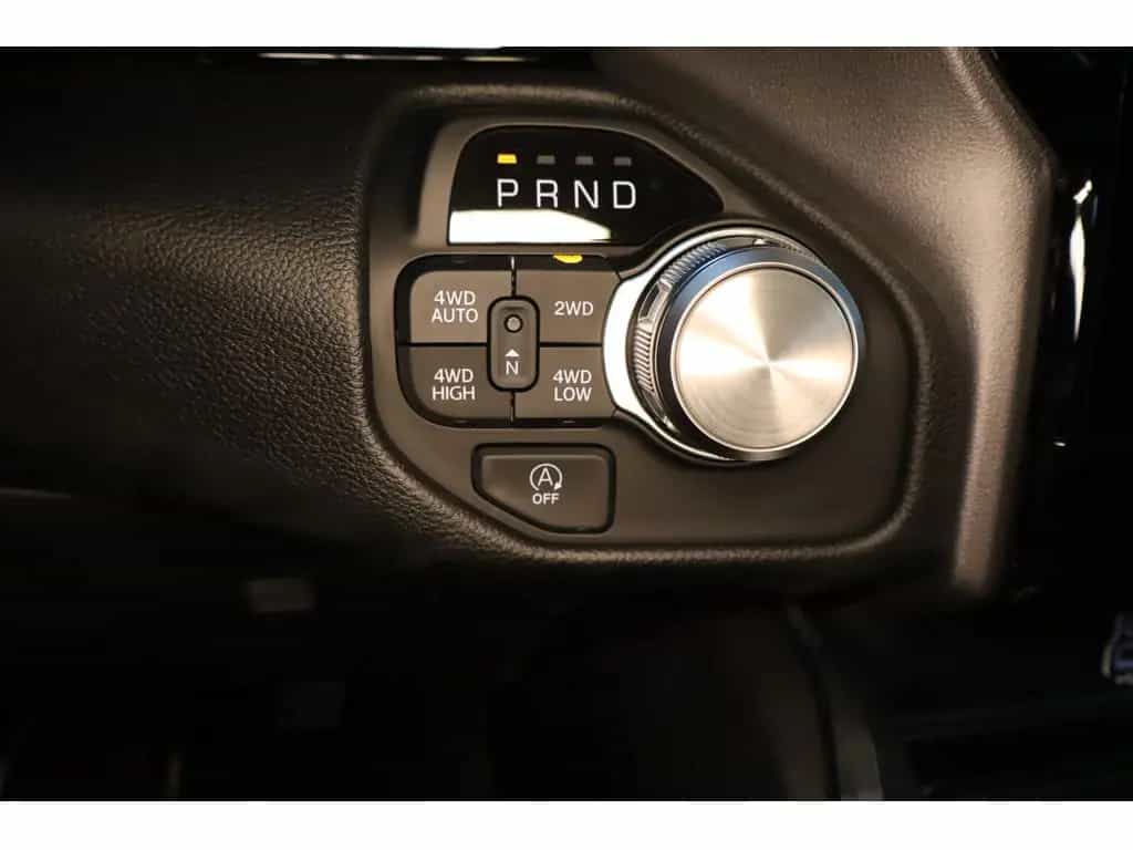 Dodge Ram 1500 Laramie Night ACC SITZBELÜFTUNG PANO null-photo-22
