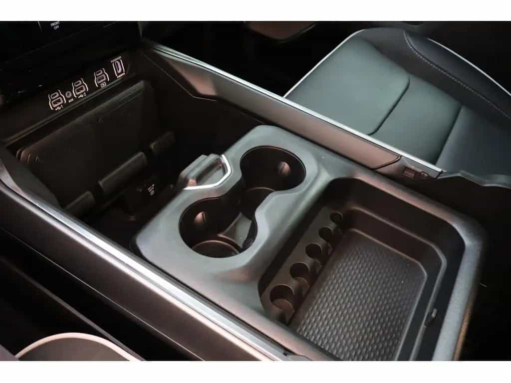 Dodge Ram 1500 Laramie Night ACC SITZBELÜFTUNG PANO null-photo-29