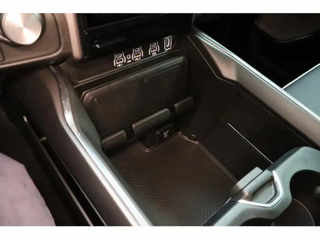 Dodge Ram 1500 Laramie Night ACC SITZBELÜFTUNG PANO null-photo-30