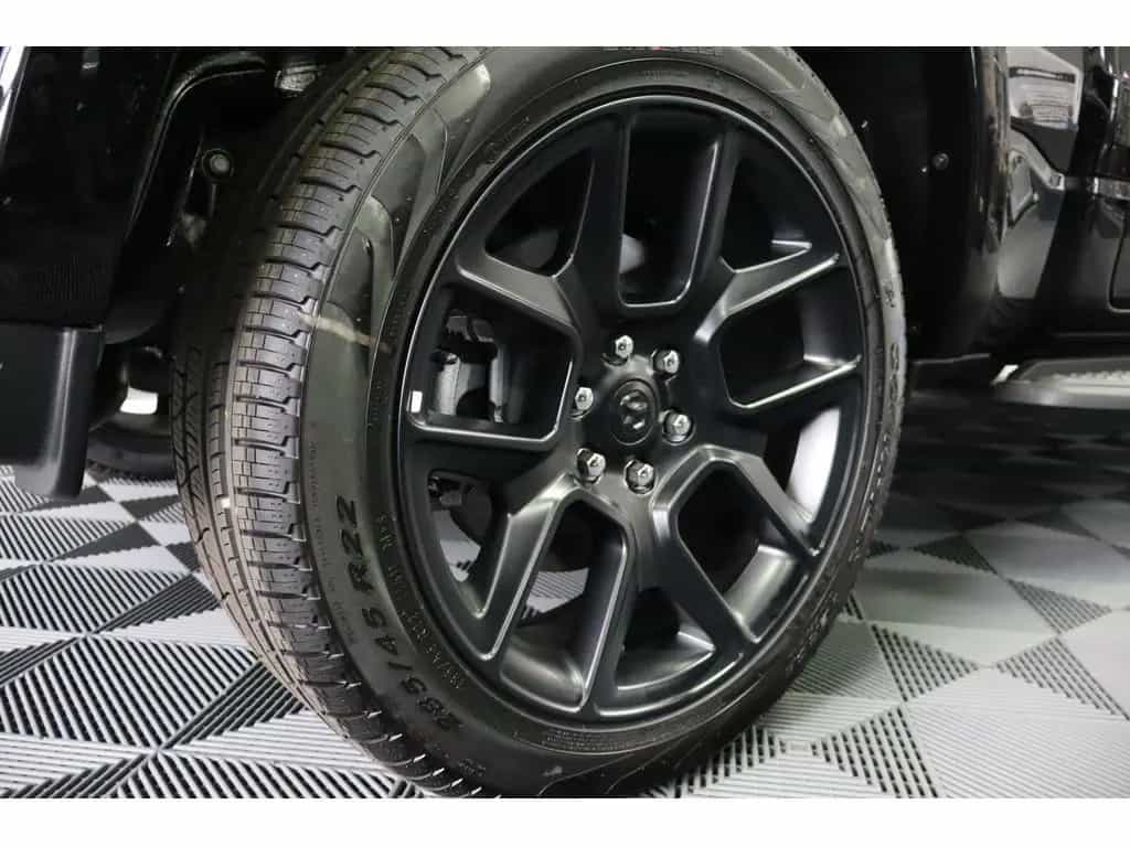 Dodge Ram 1500 Laramie Night ACC SITZBELÜFTUNG PANO null-photo-5