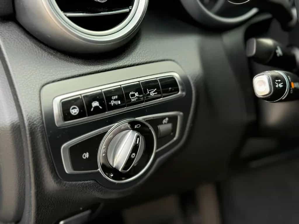 Mercedes-Benz C-Class 400 T 4Matic AIRMATIC*Pano*Burmester*S.heizung 09/2015-photo-19