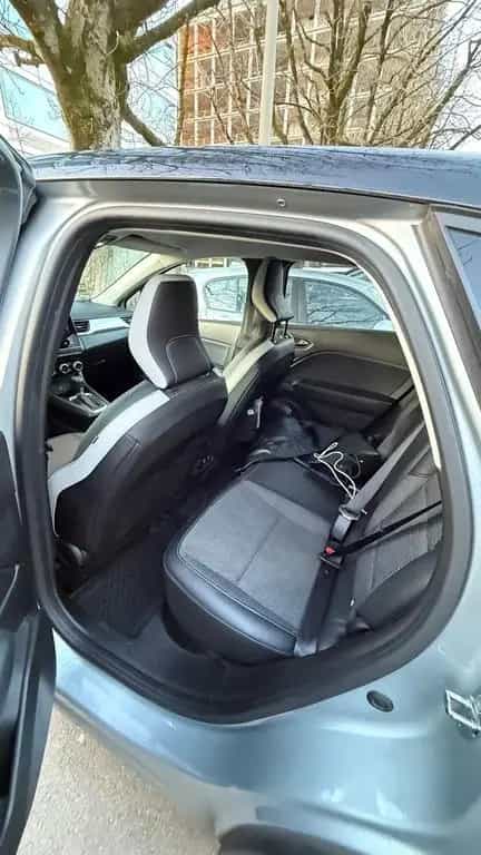 Renault Capture CAPTURE Intense silber 06/2022-photo-3