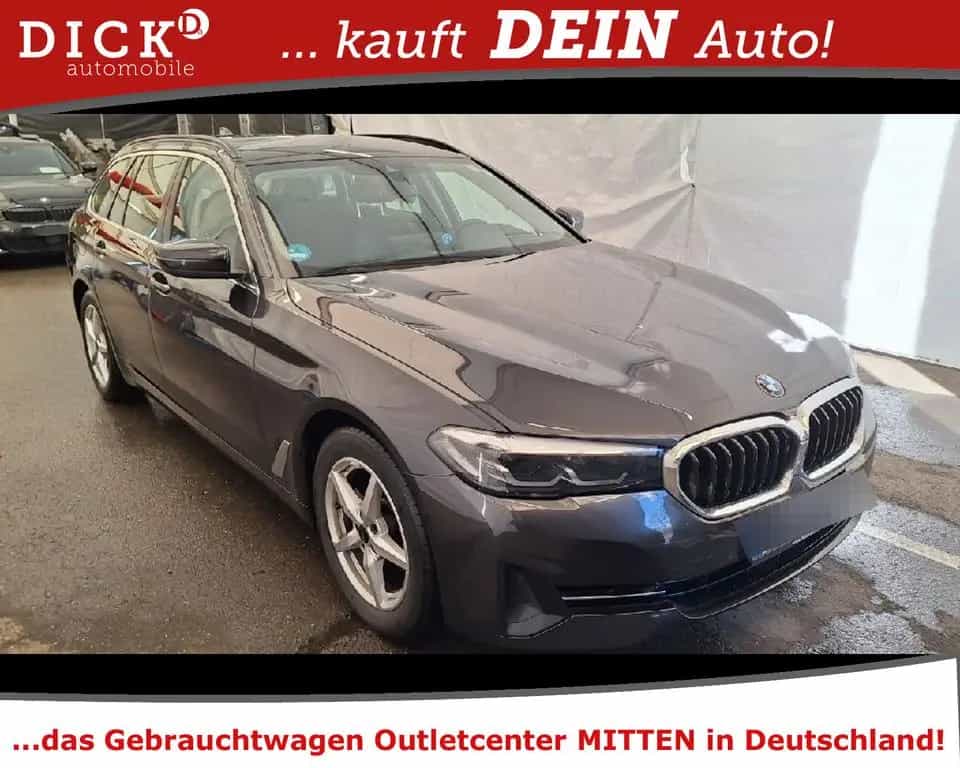 BMW 5 Series 520d T Aut LED/NAVI/VIRTU/DAB/SHZ/RFK/AHK 08/2022-photo-1