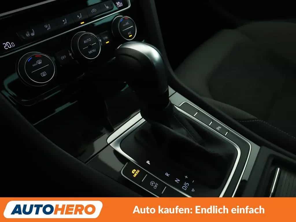 Volkswagen Golf VII 1.5 TSI ACT Highline BMT Aut.*NAVI*LED* 11/2019-photo-25