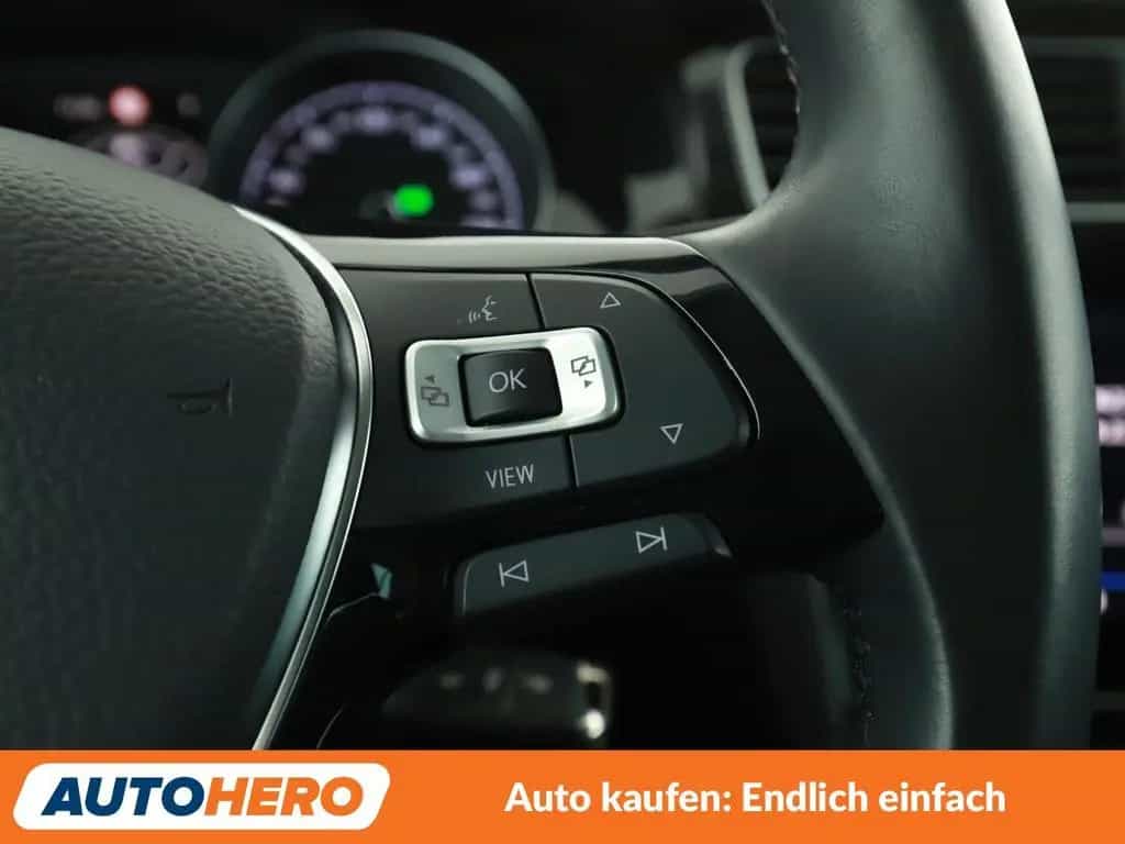 Volkswagen Golf VII 1.5 TSI ACT Highline BMT Aut.*NAVI*LED* 11/2019-photo-26