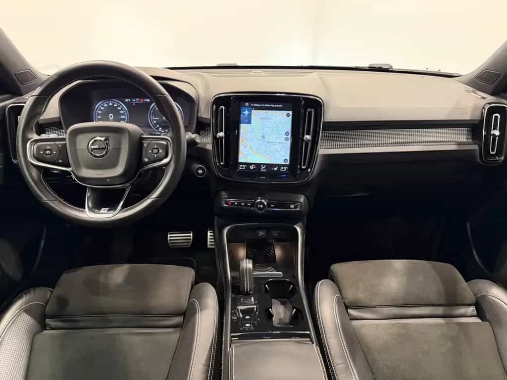 Volvo XC40 R Design AWD 1.HAND PANO+KAMERA+LED+AHK 05/2018-photo-19