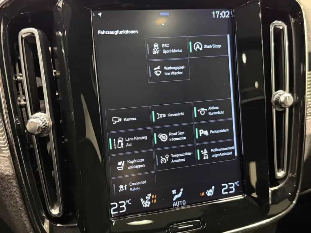 Volvo XC40 R Design AWD 1.HAND PANO+KAMERA+LED+AHK 05/2018-photo-27