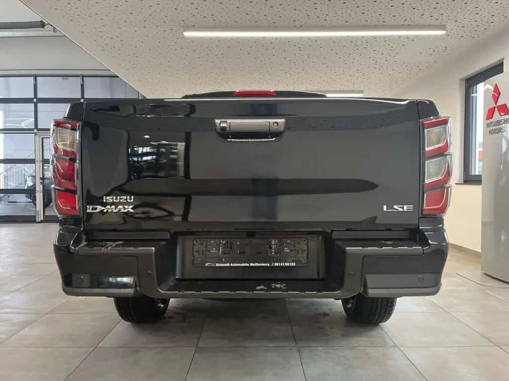 Isuzu D-Max 1.9L DoubleCab 4x4 LSE V-Cross LED ACC PDC 03/2026-photo-2
