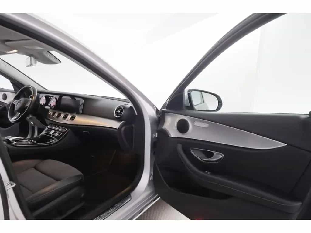 Mercedes-Benz E-Class 200 9G-tronic Avantgarde+LED+NAVI+KAMERA+SHZ 08/2017-photo-20