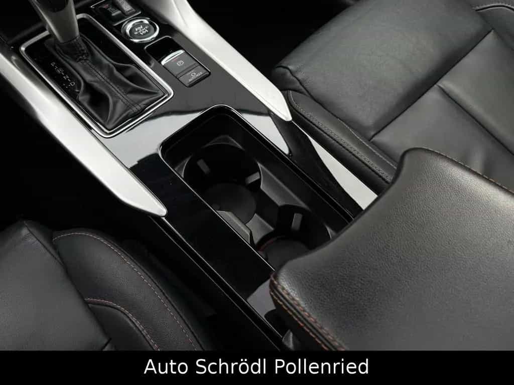Mitsubishi Eclipse Cross TOP 4WD Aut. 1.5 MIVEC, Pano, HUD 09/2018-photo-46