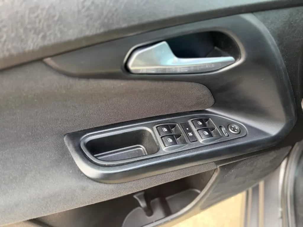 Fiat Tipo 1.4 Lounge *SHZ*MFL*LED*BLUETOOTH* 09/2019-photo-40