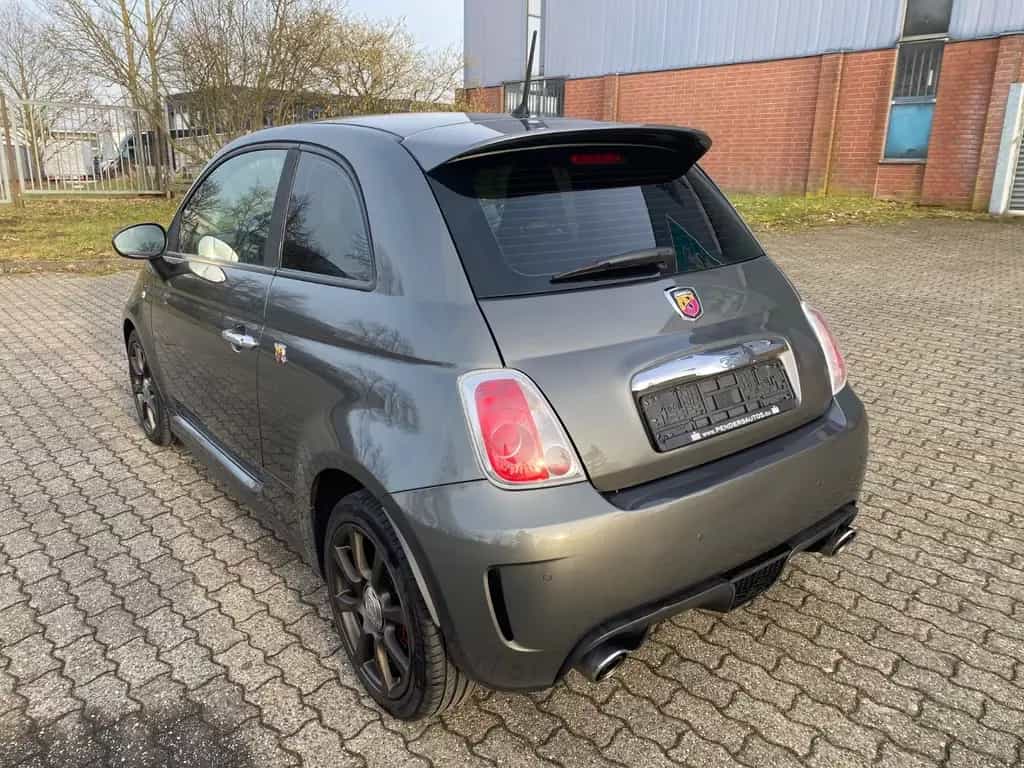 Abarth 500 595 Custom 08/2015-photo-11