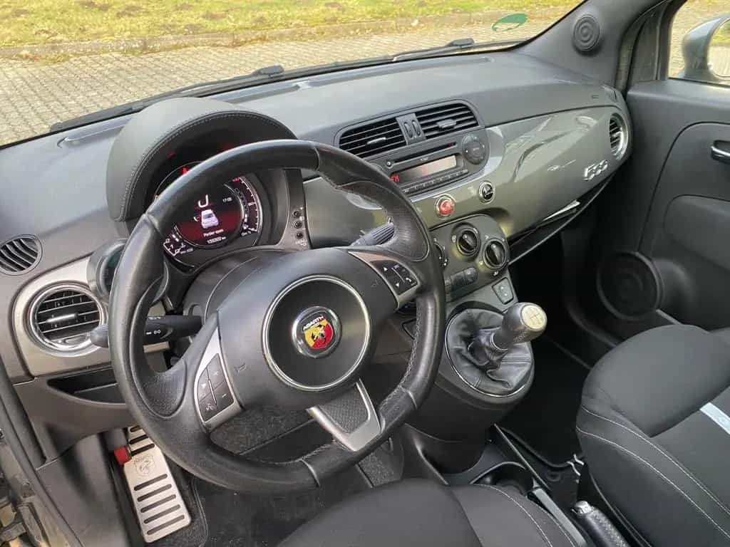Abarth 500 595 Custom 08/2015-photo-20