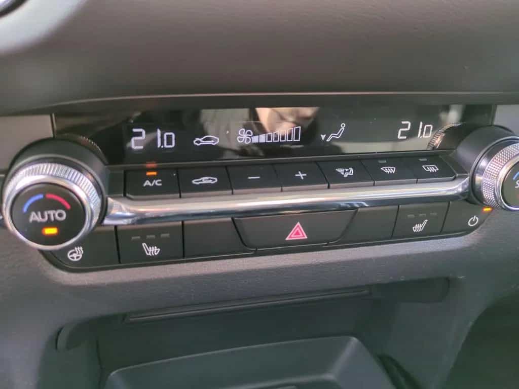 Mazda CX-30 Klimaaut.|Kamera|LED|Sitzheizung|Navi 03/2026-photo-16