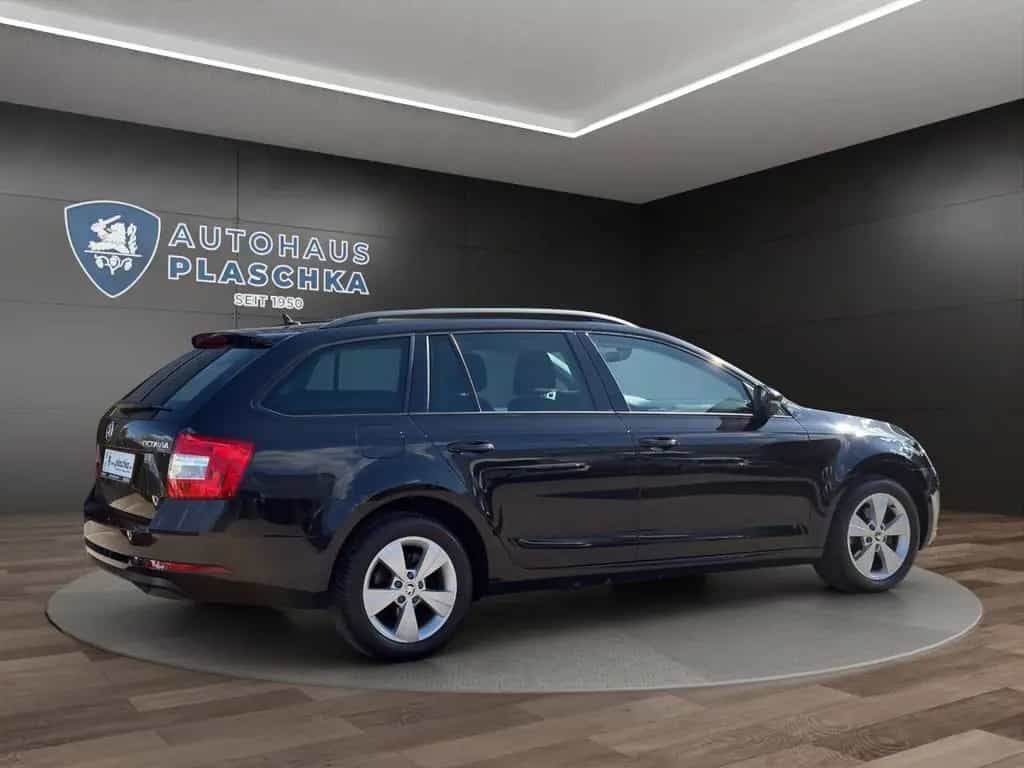 Skoda Octavia C. 1.0 TSI Tour TEMPOMAT+NAVI+PDC+SHZ 01/2020-photo-4