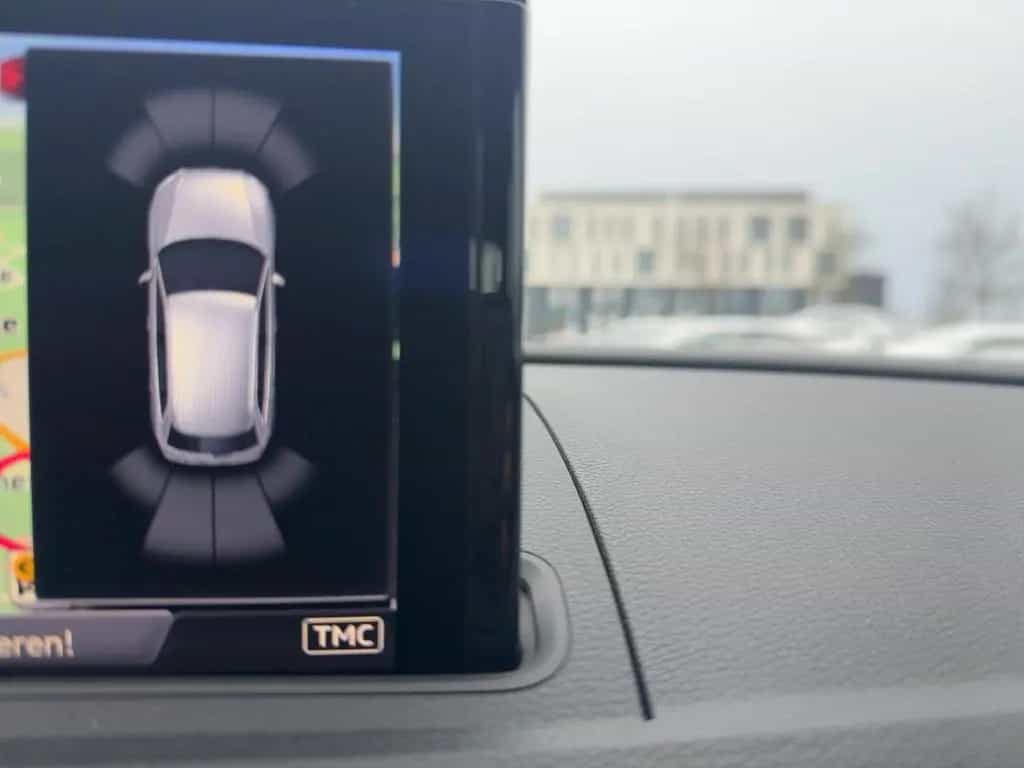 Audi A3 Sportback 35 TFSI S-TR BI-XEN+NAVI+GRA+2xPDC 08/2019-photo-16