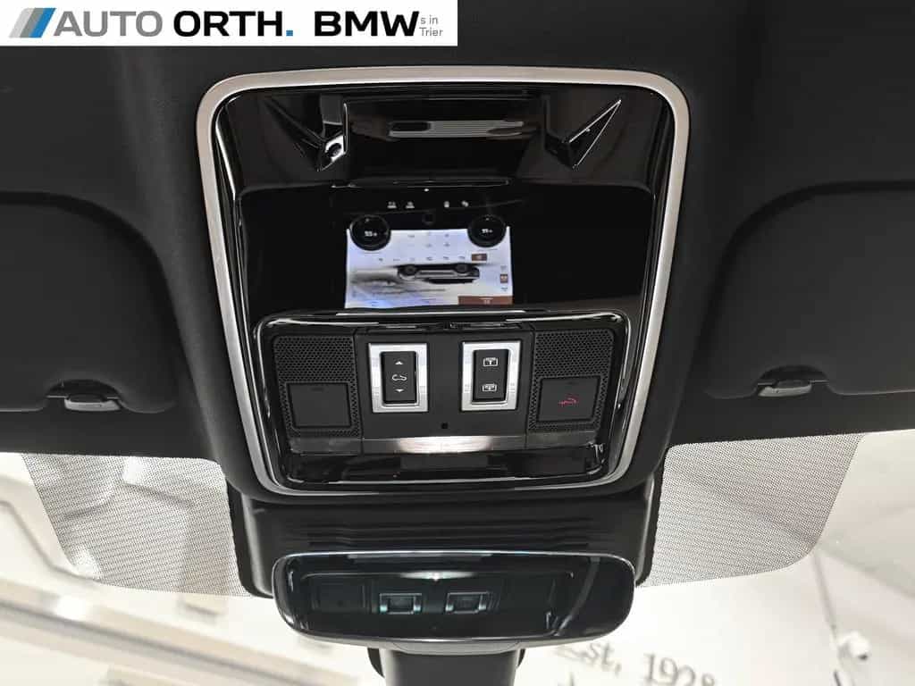 Land Rover Range Rover Rover Velar 3.0 D300 R-DYNAMIC SE PANO HUD 03/2022-photo-29