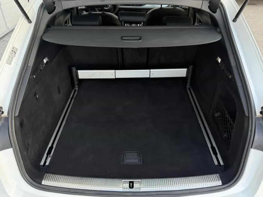 Audi A6 Avant 3.0 TDI Quattro S LINE *MATRIX*AHK*PANO 08/2017-photo-28