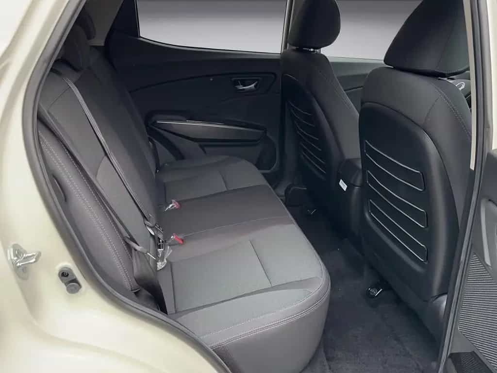 Ssangyong Tivoli Grand 1.5 Amber *RFK/Carplay* 03/2025-photo-13