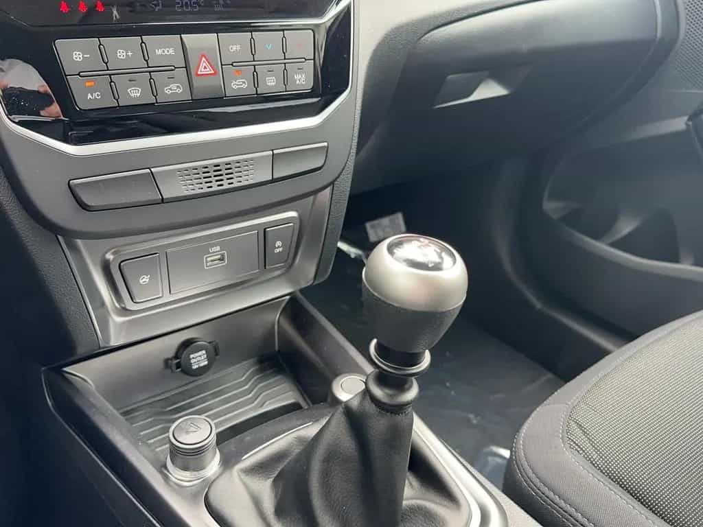 Ssangyong Tivoli Grand 1.5 Amber *RFK/Carplay* 03/2025-photo-18