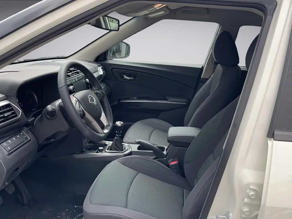 Ssangyong Tivoli Grand 1.5 Amber *RFK/Carplay* 03/2025-photo-9
