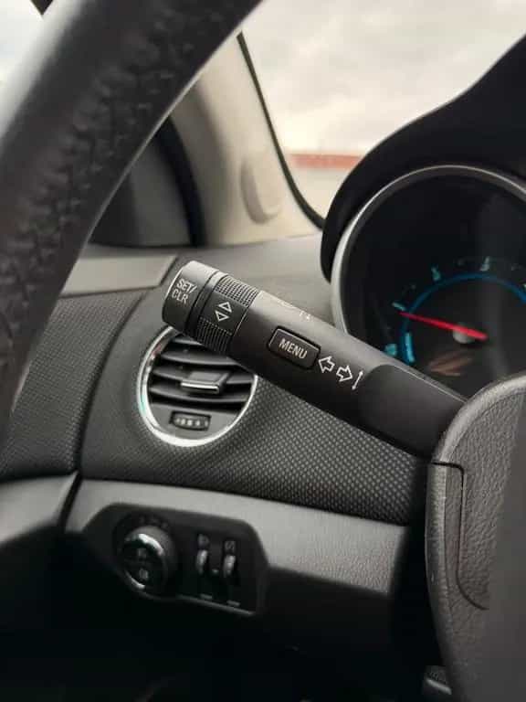 Chevrolet Cruze Station Wagon LT+ 1-Hd/ServiceNEU/TÜV01-27 07/2013-photo-19