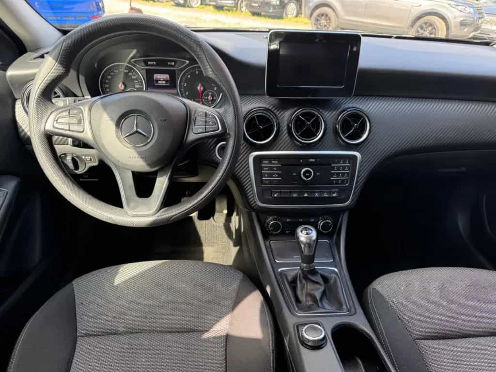 Mercedes-Benz GLA-Class 200 11/2019-photo-8